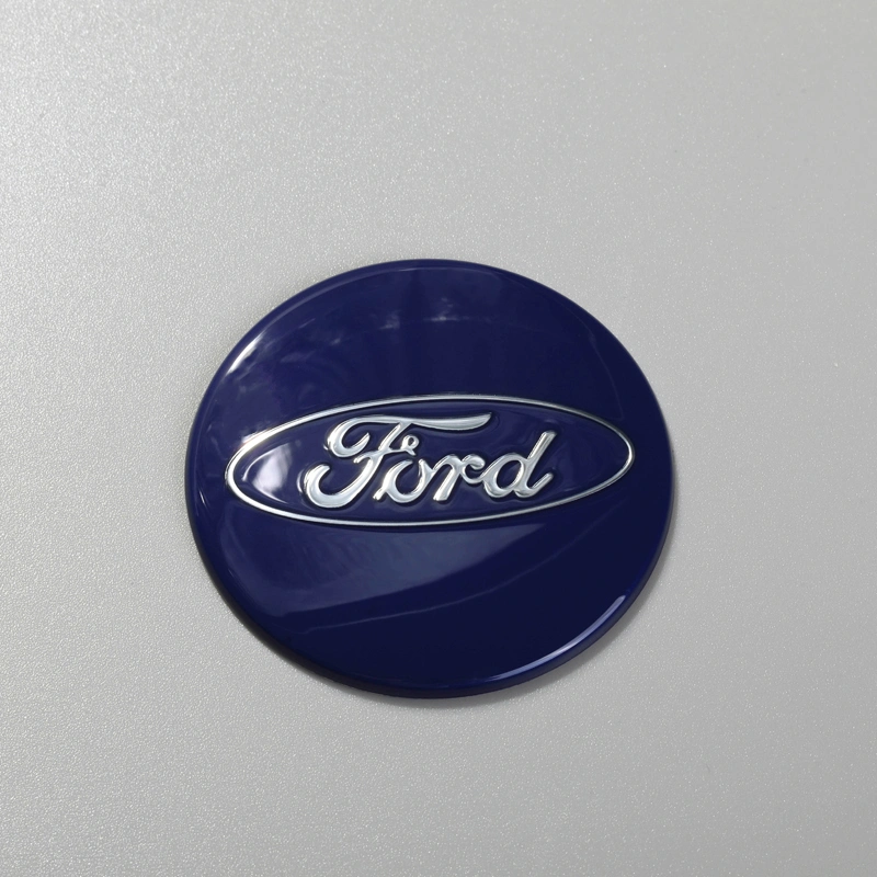 ملصقات من الألومنيوم لتزيين محور عجلة السيارة بشعار معدني
